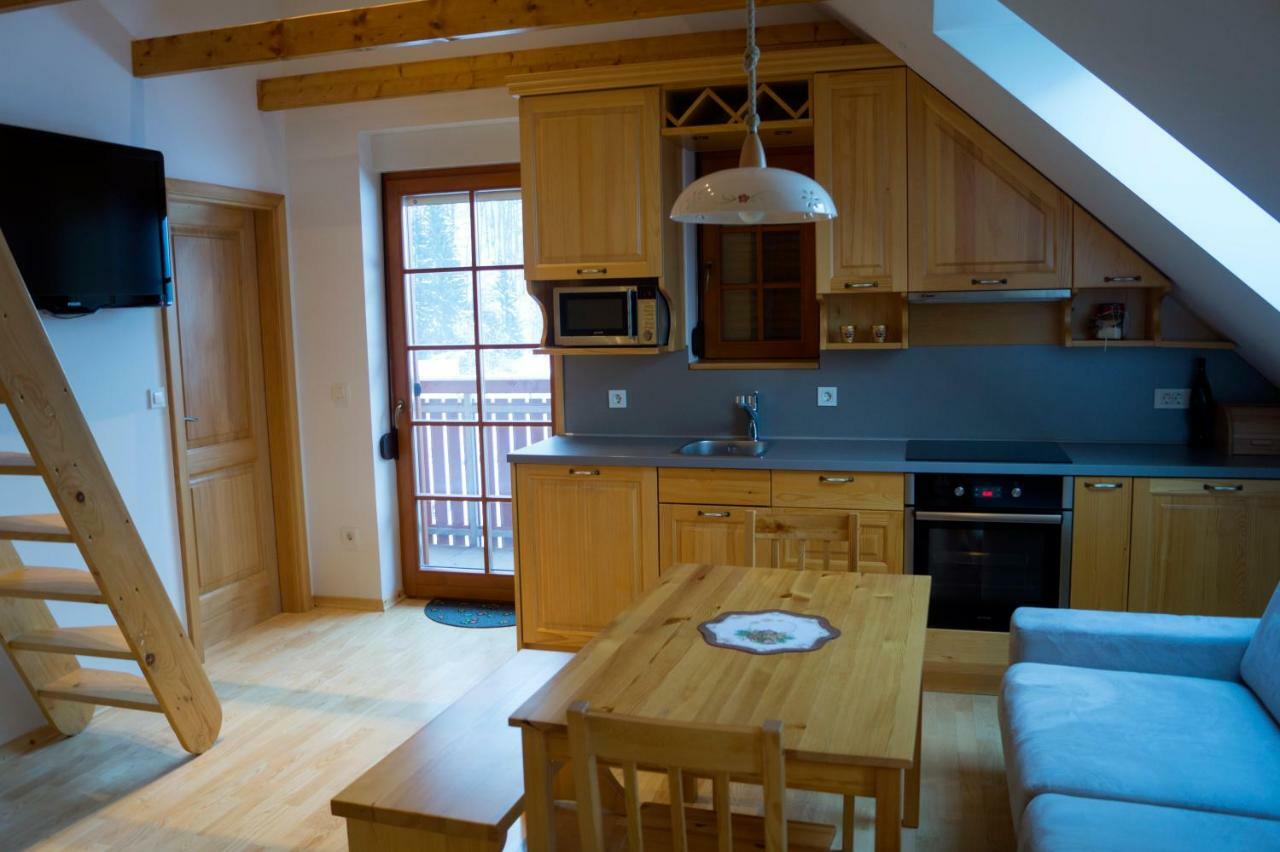 Apartmaji Lajf Kranjska Gora Bagian luar foto
